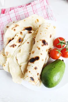 Pszenna tortilla – domowa, elastyczna i trwała