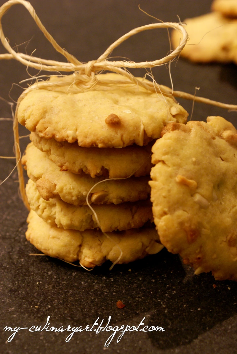 Cookies z białą czekoladą i orzechami
