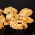 Muffiny z whiskey i czekoladowymi drobinkami