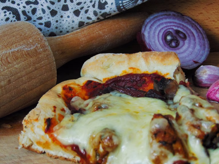 PIZZA Z ORIENTALNYM KURCZAKIEM +WŁOSKIE CIASTO