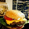 Domowy burger z konfiturą cebulową. Najlepszy!