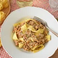 Ragù bianco - kremowy sos mięsny do makaronu z Bolonii