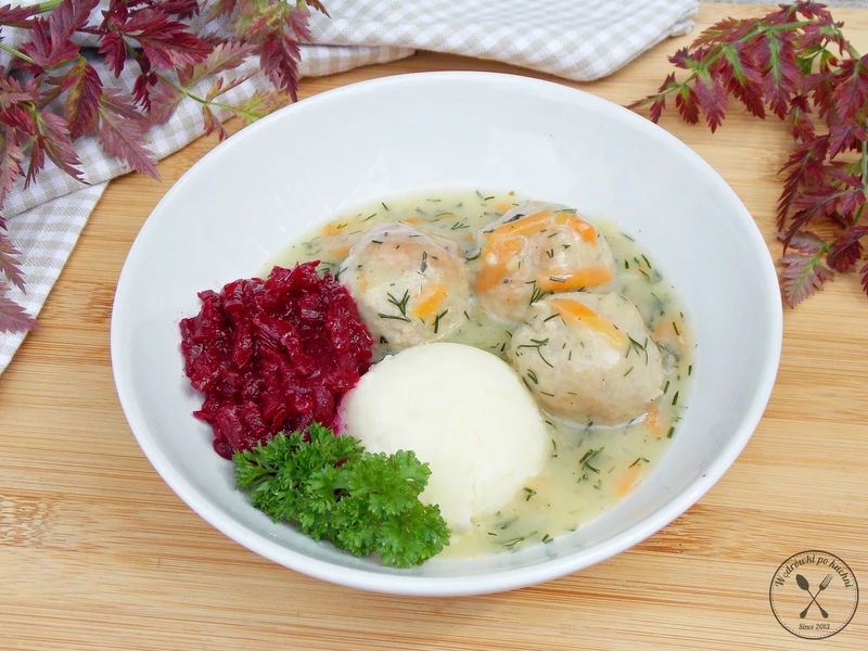 Pulpeciki w sosie koperkowym