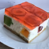 Ciasto jogurtowe bez pieczenia z truskawkami