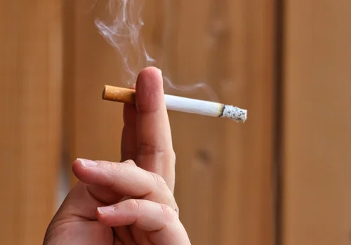 Całkowity zakaz sprzedaży papierosów w Polsce! Padła data! A rząd znowu zmienia zdanie!