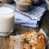 Muffiny bananowe z borówkami lub jagodami
