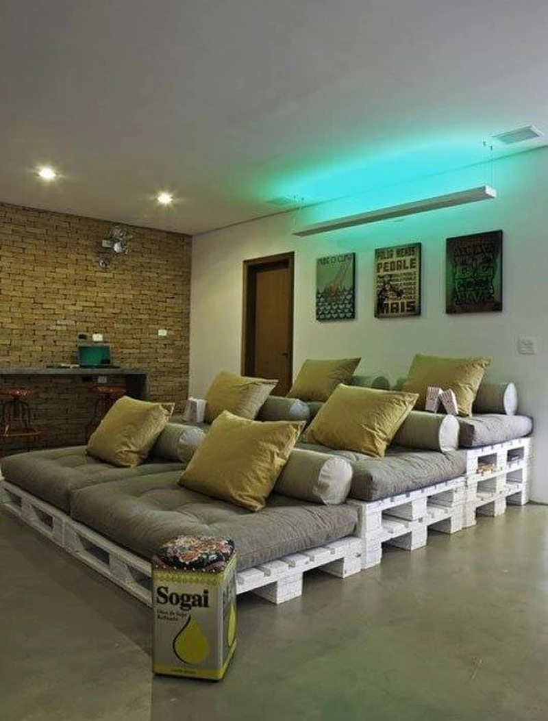 Kino domowe z palet