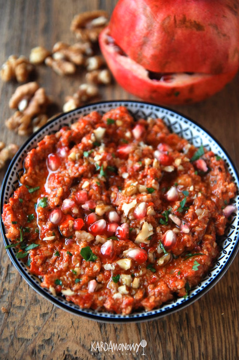 Muhammara – sos paprykowy z orzechami