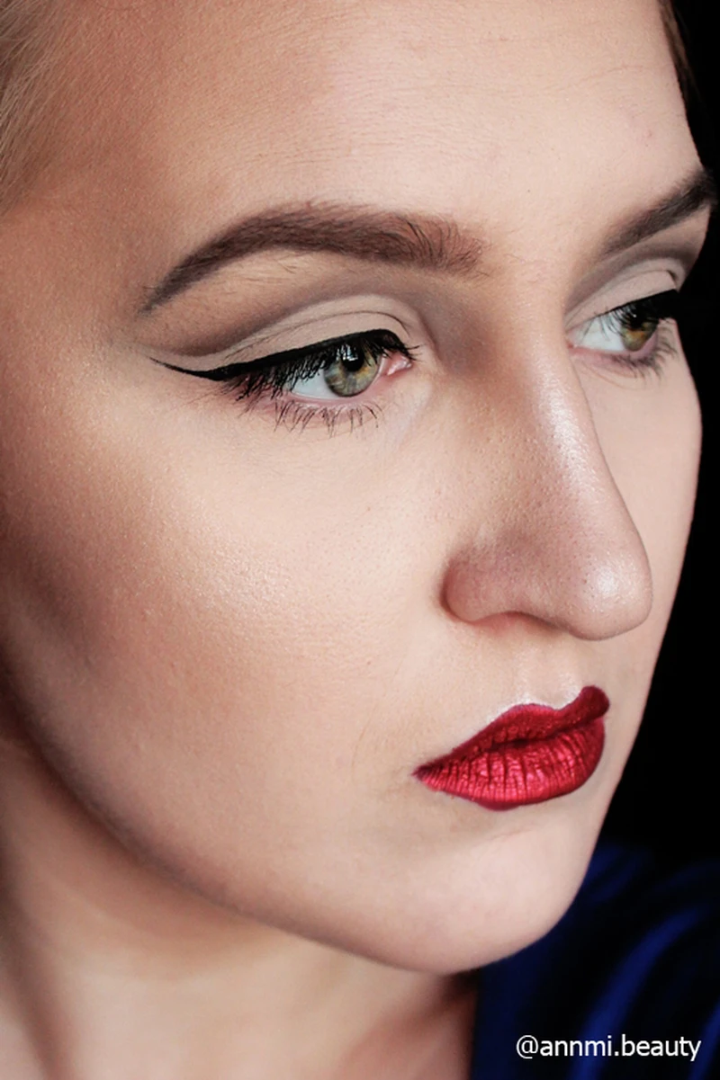 Cut Crease