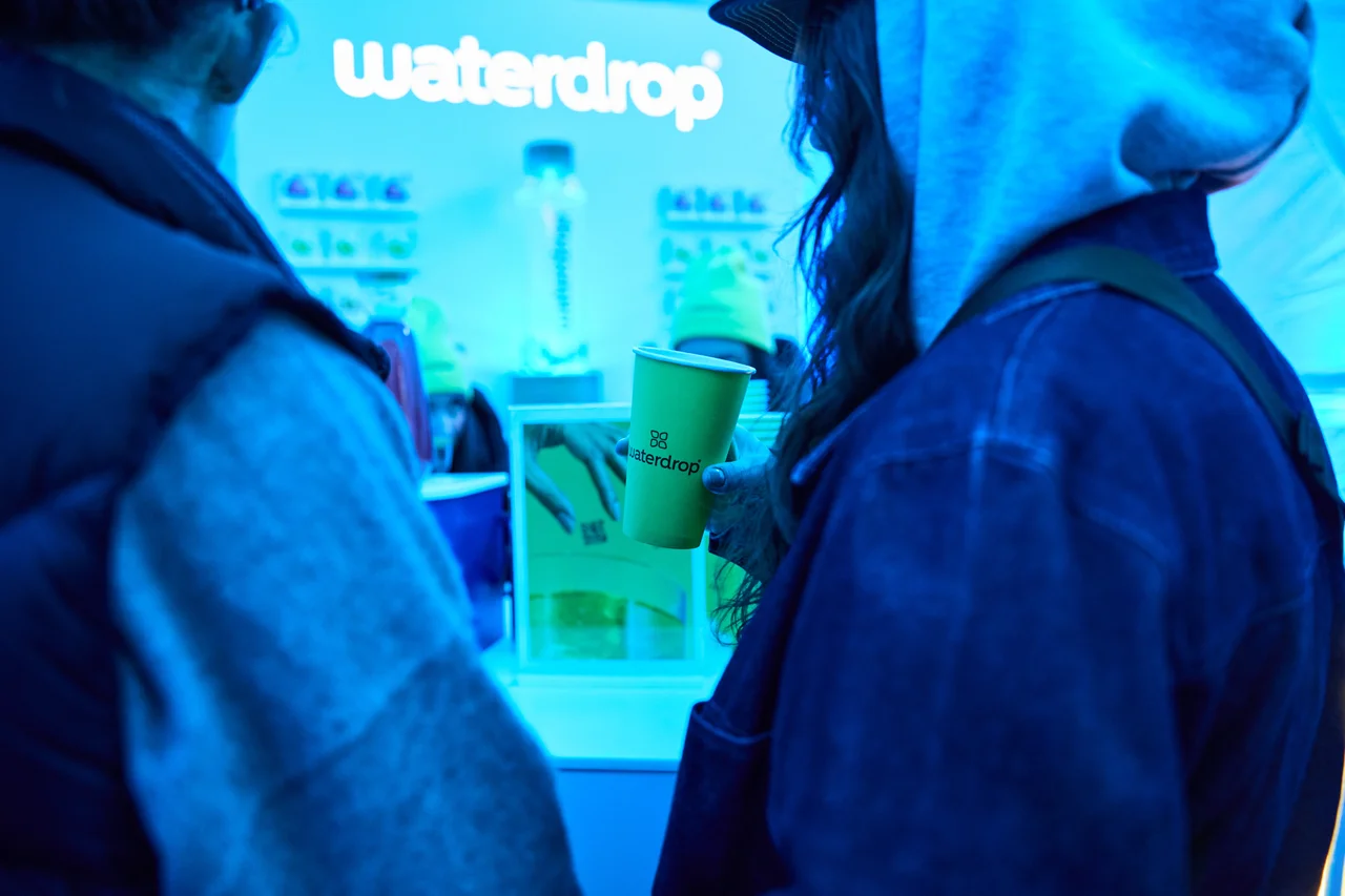 60 proc. polskich konsumentów kieruje się dobrem środowiska przy zakupie napojów, a 4 na 10 osób podczas spotkań towarzyskich w miastach wybiera mocktaile. Nowe dane