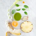 Wzmacniające i oczyszczające zielone smoothie z rokitnikiem