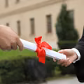 Nowe wzory świadectw! Ministerstwo wprowadza ważne zmiany od 1 października 2024