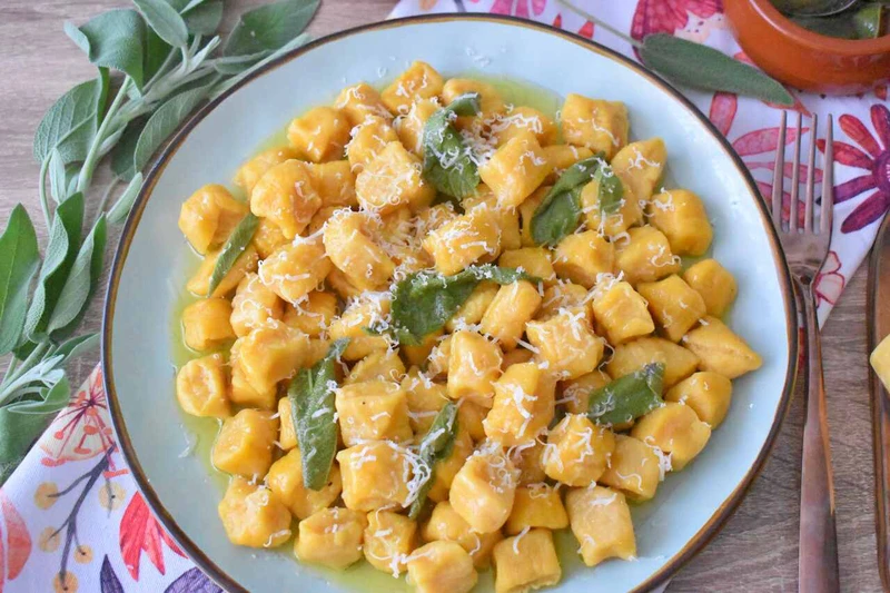 Dyniowe gnocchi alla friulana bez ziemniaków