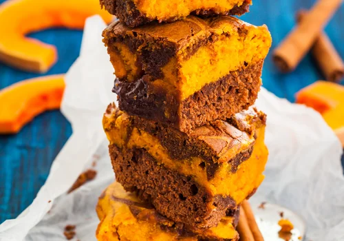 Prosty przepis na dyniowe brownie – Idealne ciasto na jesienne wieczory