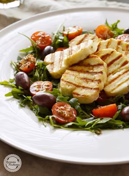 Grillowany ser halloumi