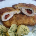 Pierożki schabowe z mozzarellą i suszonymi pomidorami