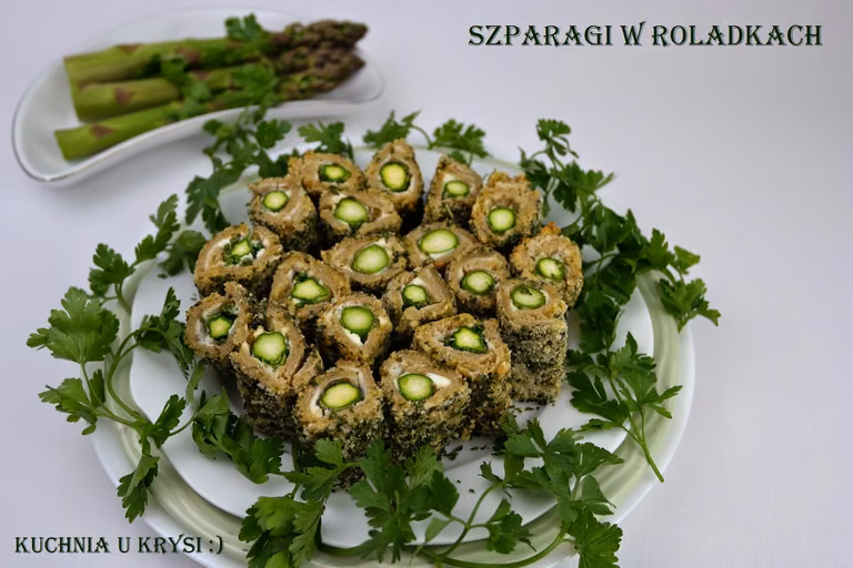 Szparagi w roladkach