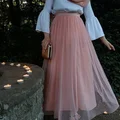 Spódnica z tiulem na wierzchu