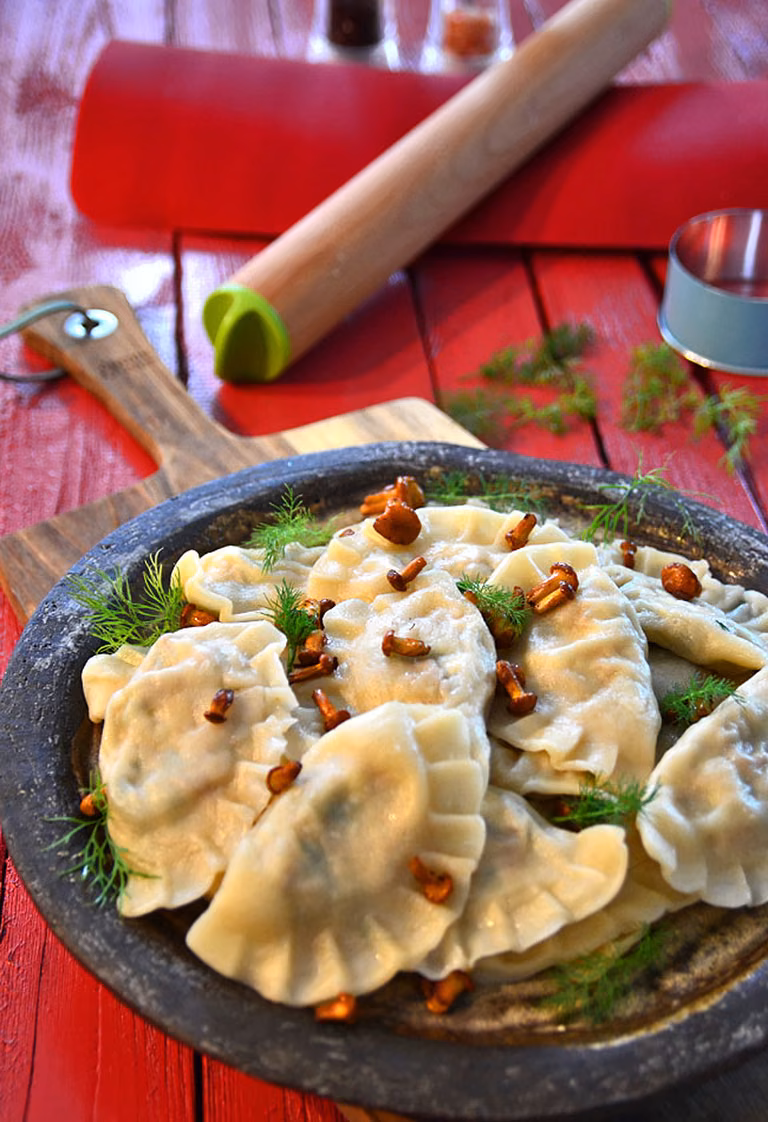 Pierogi z kurkami i fetą