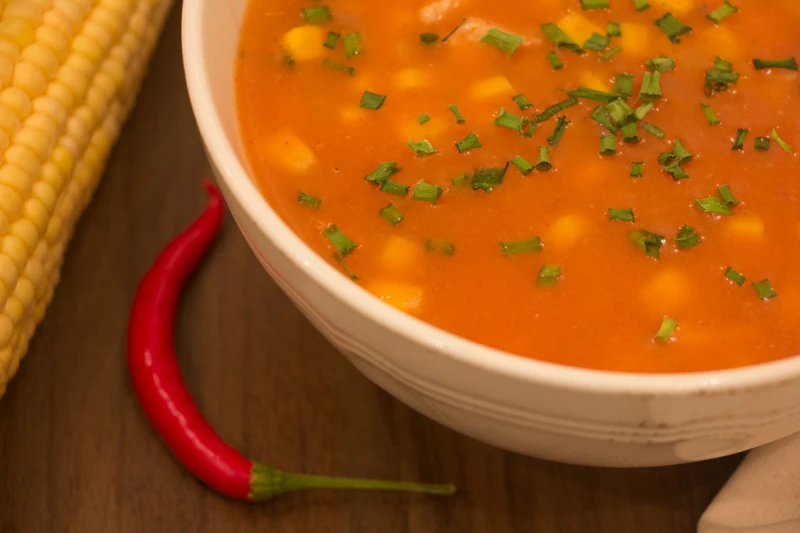 Zupa z kurczakiem i chili