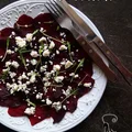Carpaccio z buraków z serem pleśniowym