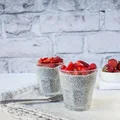 Kokosowy pudding chia z truskawkami