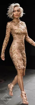 Zmysłowa sukienka w złocie