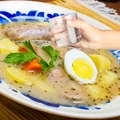 Kiedy i jak wIewać zakwas do żurku? Ten jeden moment jest kluczowy!