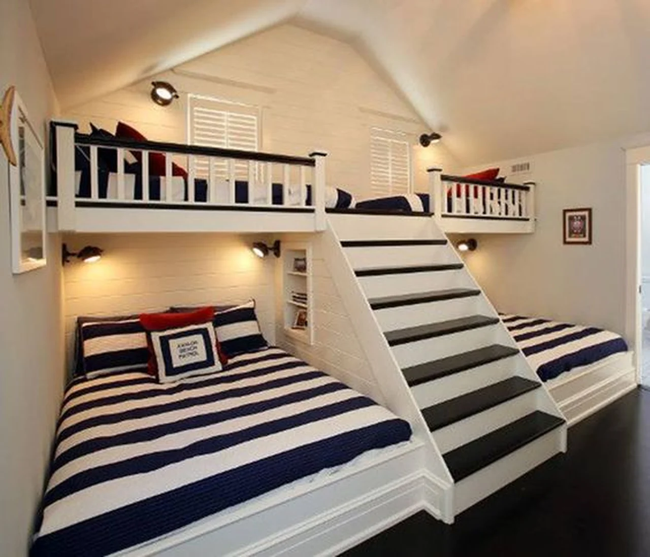 Podwójne łóżko piętrowe