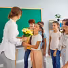 Prezenty na Dzień Nauczyciela zakazane!? Nowe zasady dla uczniów, rodziców i nauczycieli!