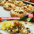 Gniazda z mięsa mielonego z serem żółtym
