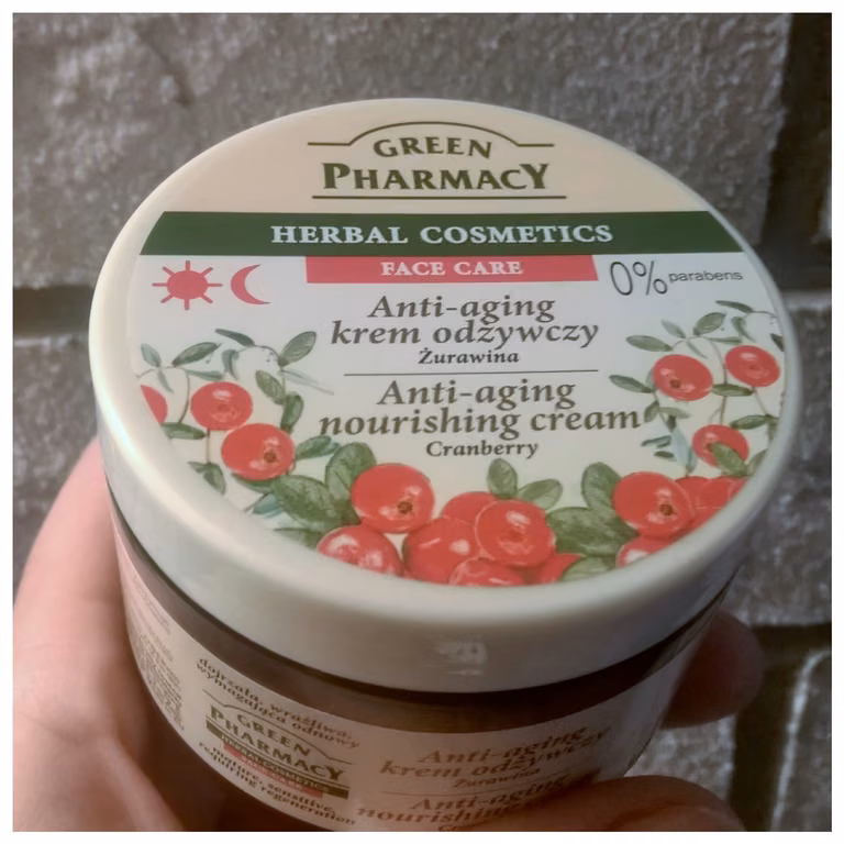 Recenzja - Green Pharmacy, Odżywczy krem do twarzy anti - aging `Żurawina`