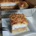 Szarlotka z bezą na kruchym spodzie
