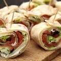 Tortilla z łososiem - extra przekąska na imprezę!