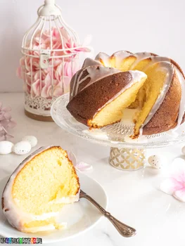 Babka z mlekiem skondensowanym