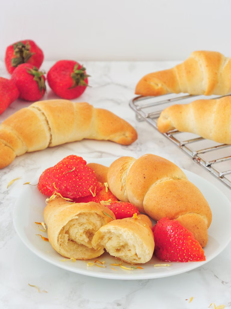 Wegańskie francuskie croissanty