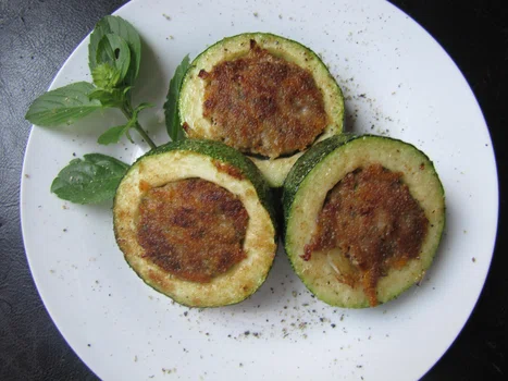 Cukinia z mięsem mielonym