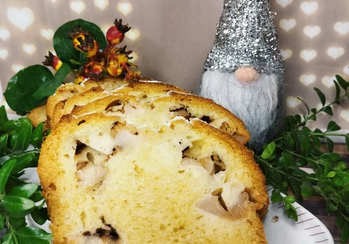 Pulchne ciasto z jabłkami i cynamonem