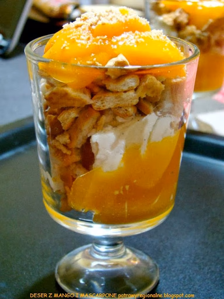 DESER Z MASCARPONE I MANGO