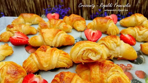 Croissants - Domowe Maślane Rogaliki