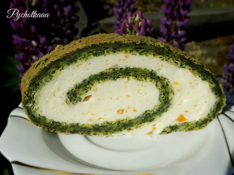 Rolada szpinakowa z kremem mascarpone