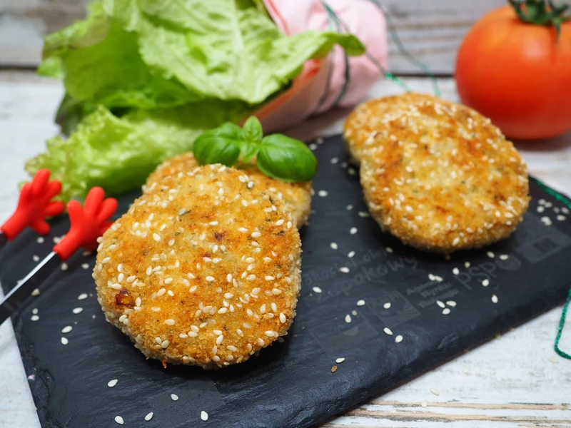 BURGERY Z KURCZAKA Z SEREM