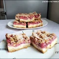 Ciasto kruche z budyniem i truskawkami
