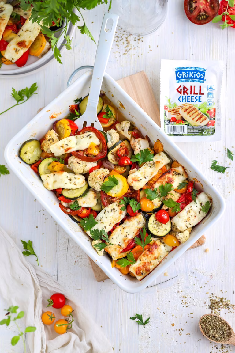 Zapiekanka warzywna z serem halloumi