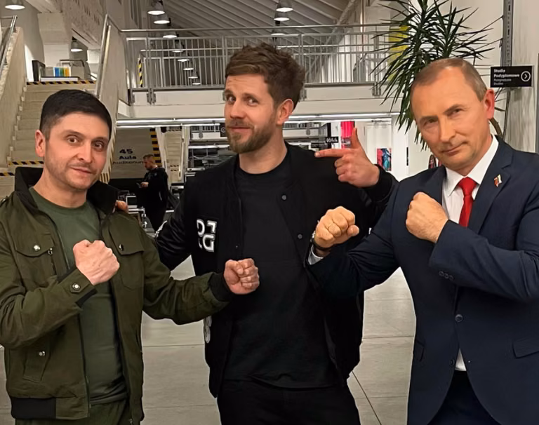 Antek Królikowski wywołał międzynarodowy skandal! Takiej afery jeszcze nie było