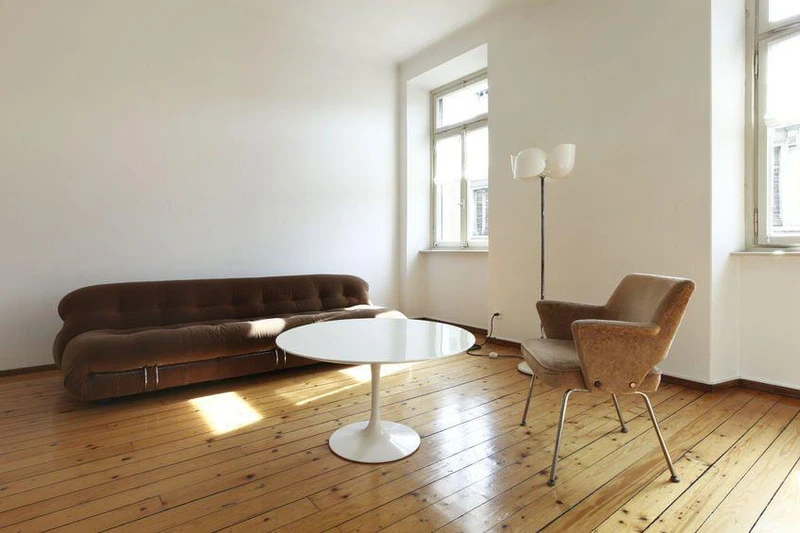 Salon pusty, ale pełen smaku