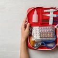 Apteczka w podróży. Jakie leki zabrać na wakacje?