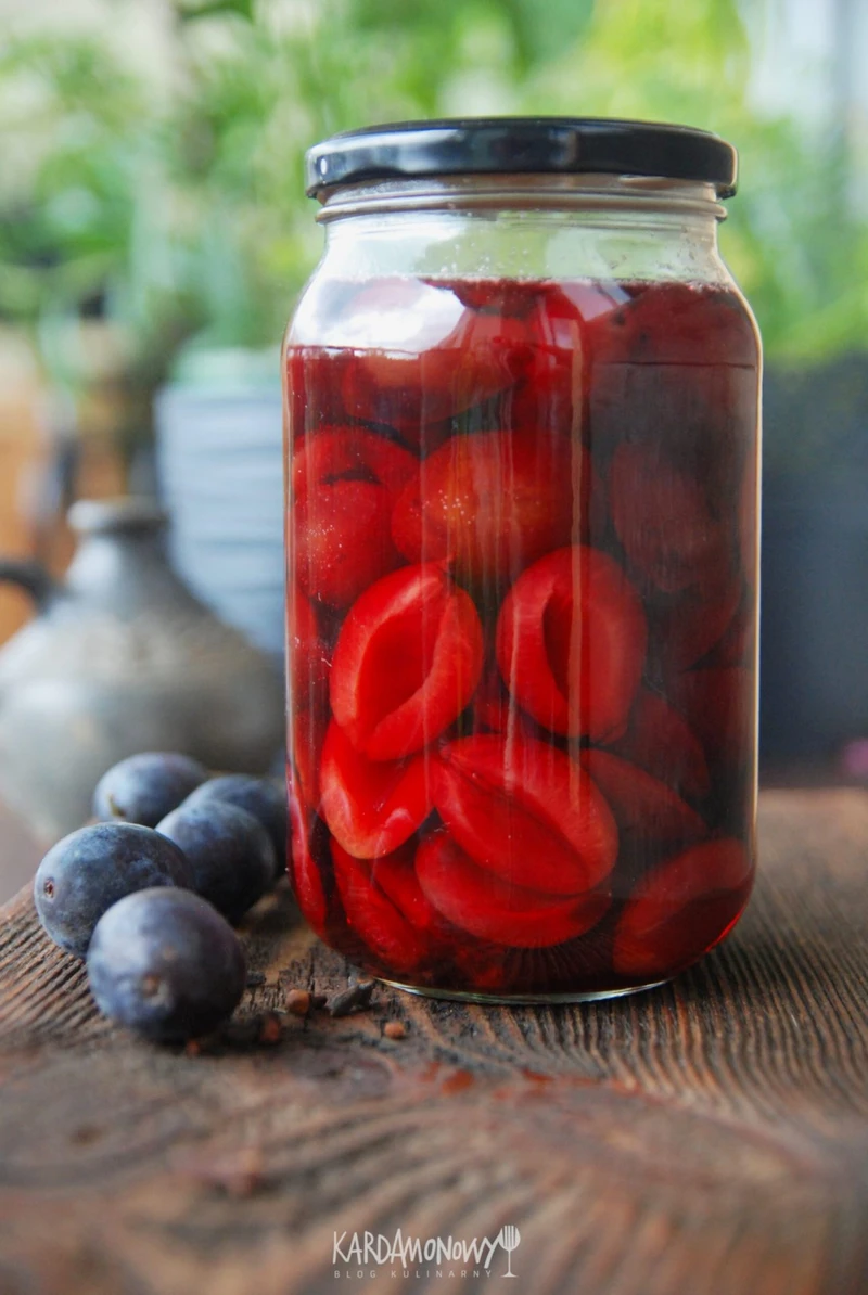 Kompot ze śliwkami na zimę