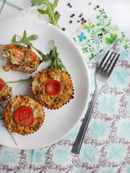 Mini quiche czyli babeczki jajeczne z warzywami