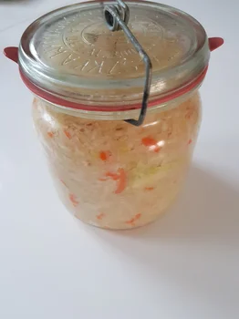 Domowa kiszona kapusta na zimę